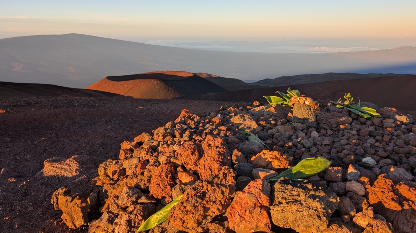 Benedick Howard Hiking Sunrise MaunaKea High Attitude Altitude view